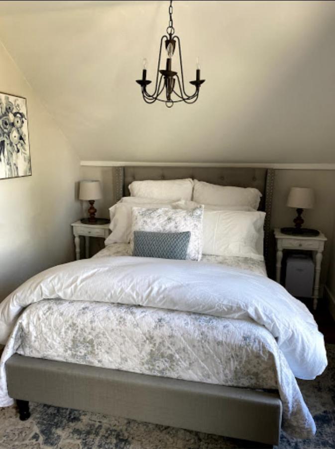 The Farmhouse Inn & Kitchen, 2 Blocks From Downtown Whitefish, Montana エクステリア 写真